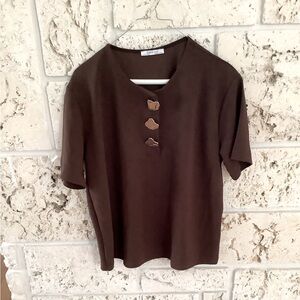 Zara Short Sleeve Brown Tee with Silver Working Accent Buttons Sz Large